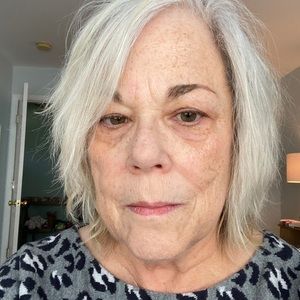 Meet your Posher, Shelley